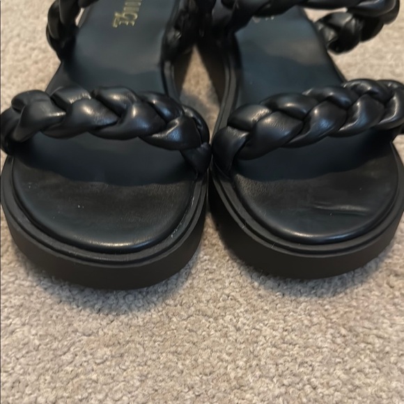 Rouge Black Braided Sandals - Picture 4 of 7